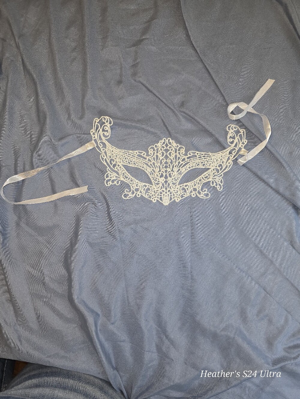 Lace Masquerade Eye Mask - Cream